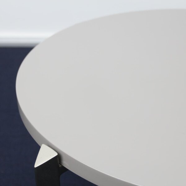 Modern round coffee table - 画像 (6)