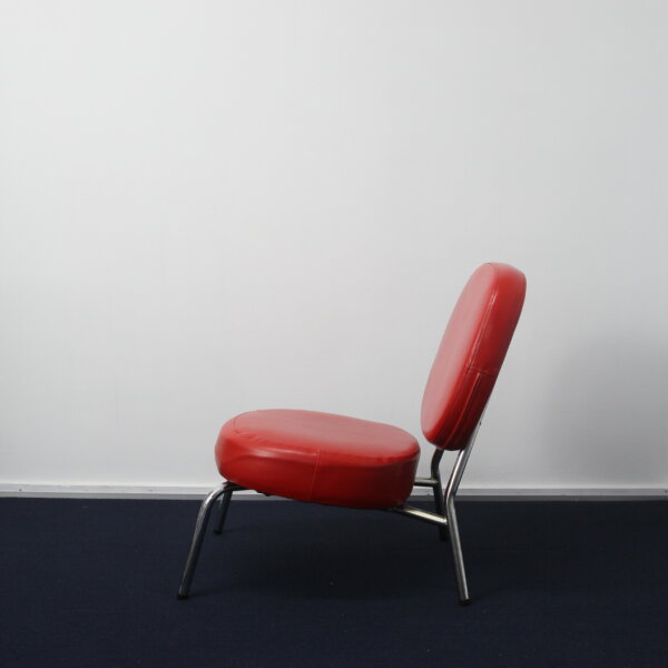 red vinyl lounge chair - 画像 (3)