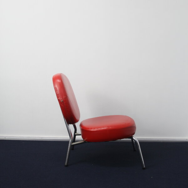 red vinyl lounge chair - 画像 (5)