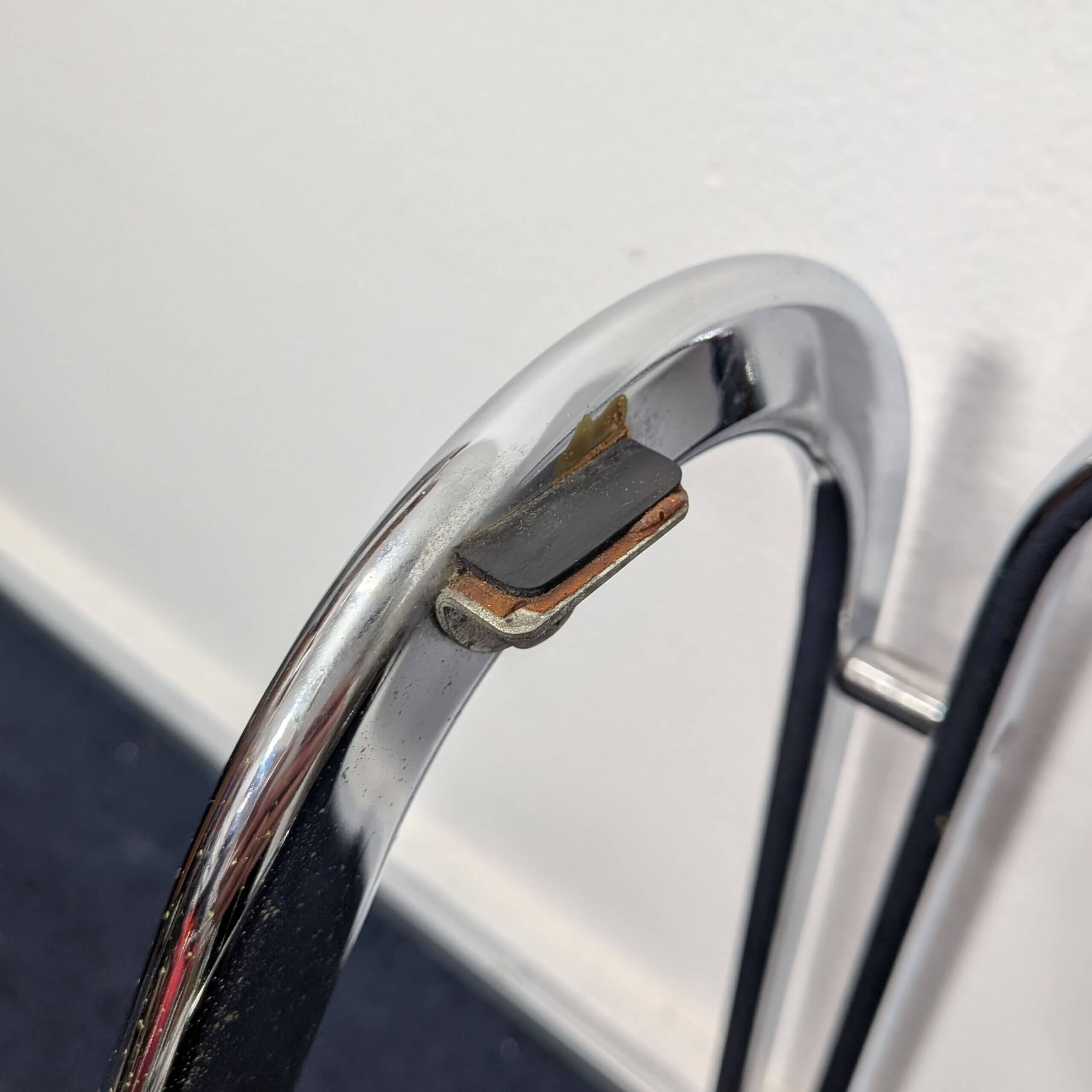 Smoke glass top center table - 画像 (5)