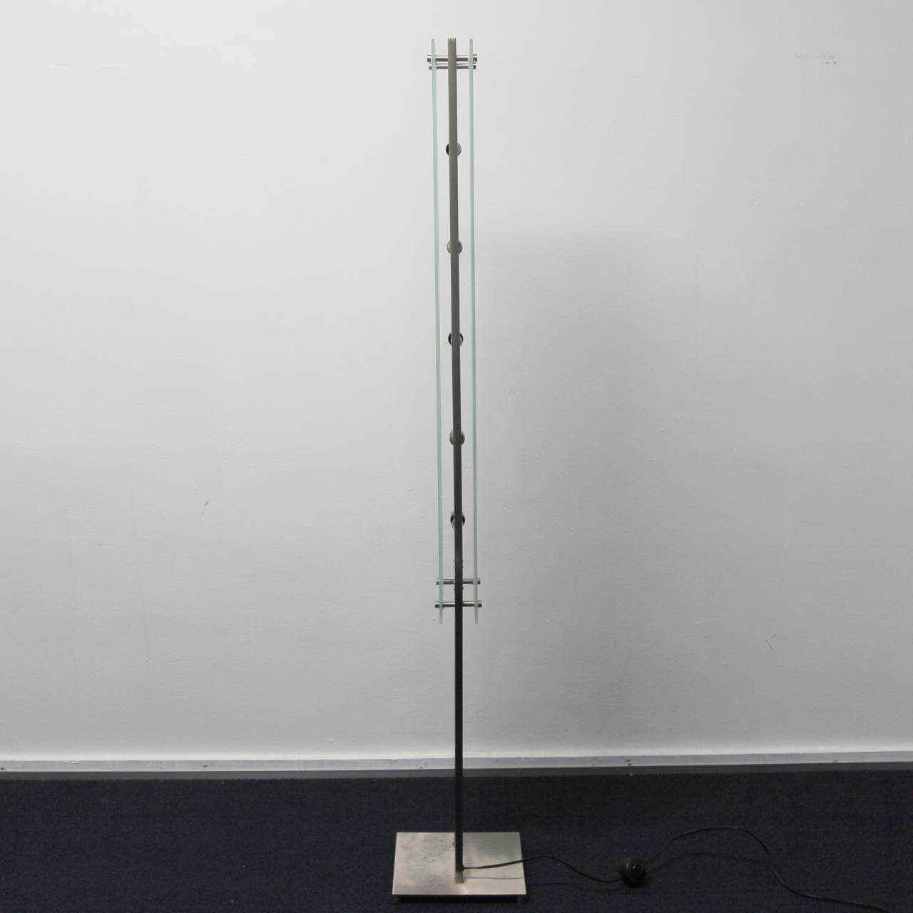 Glass Panel Floor Lamp - 画像 (4)