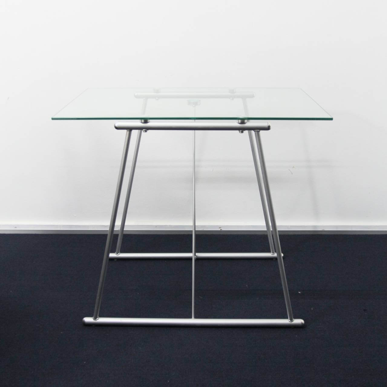 Wire Frame Glass Cafe Table - 画像 (2)