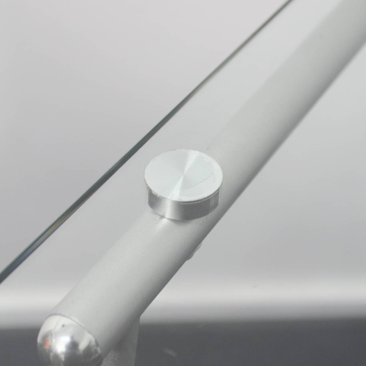 Wire Frame Glass Cafe Table - 画像 (6)