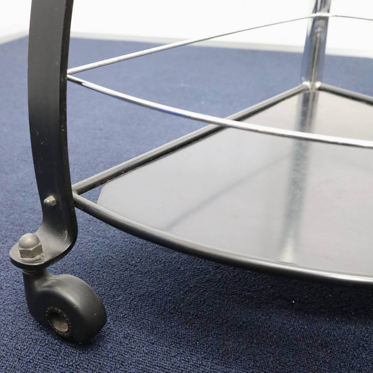 Glass Top Trolley Table - 画像 (4)