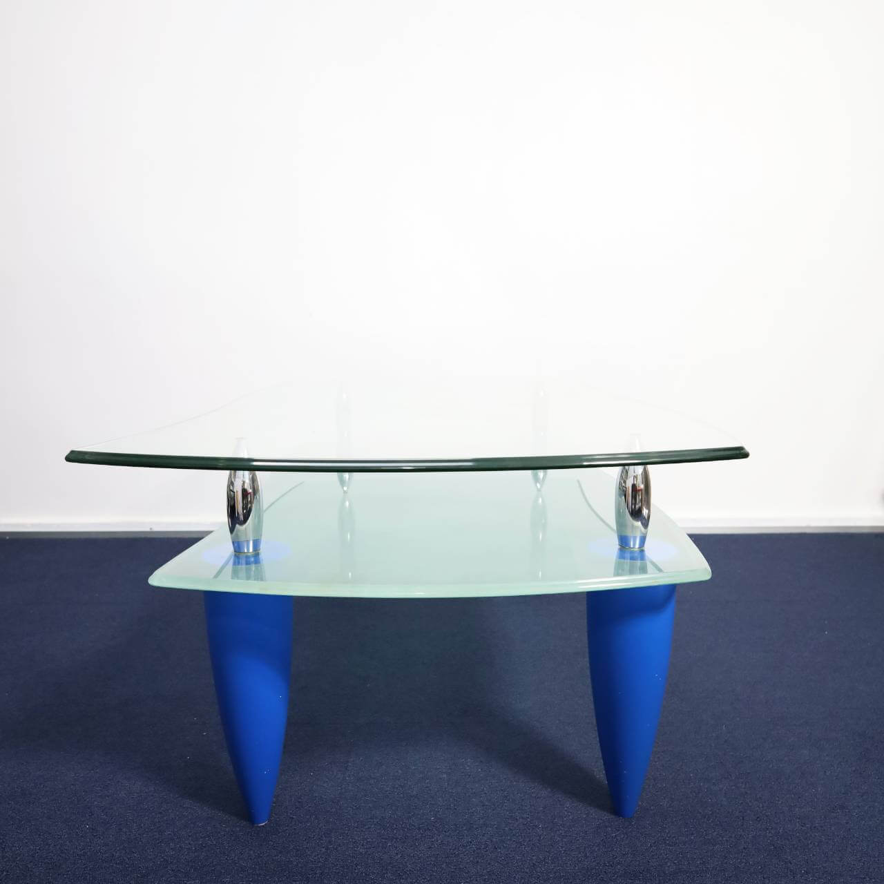Curve Glass Center Table - 画像 (3)