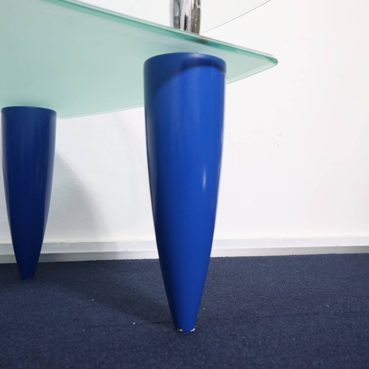 Curve Glass Center Table - 画像 (6)