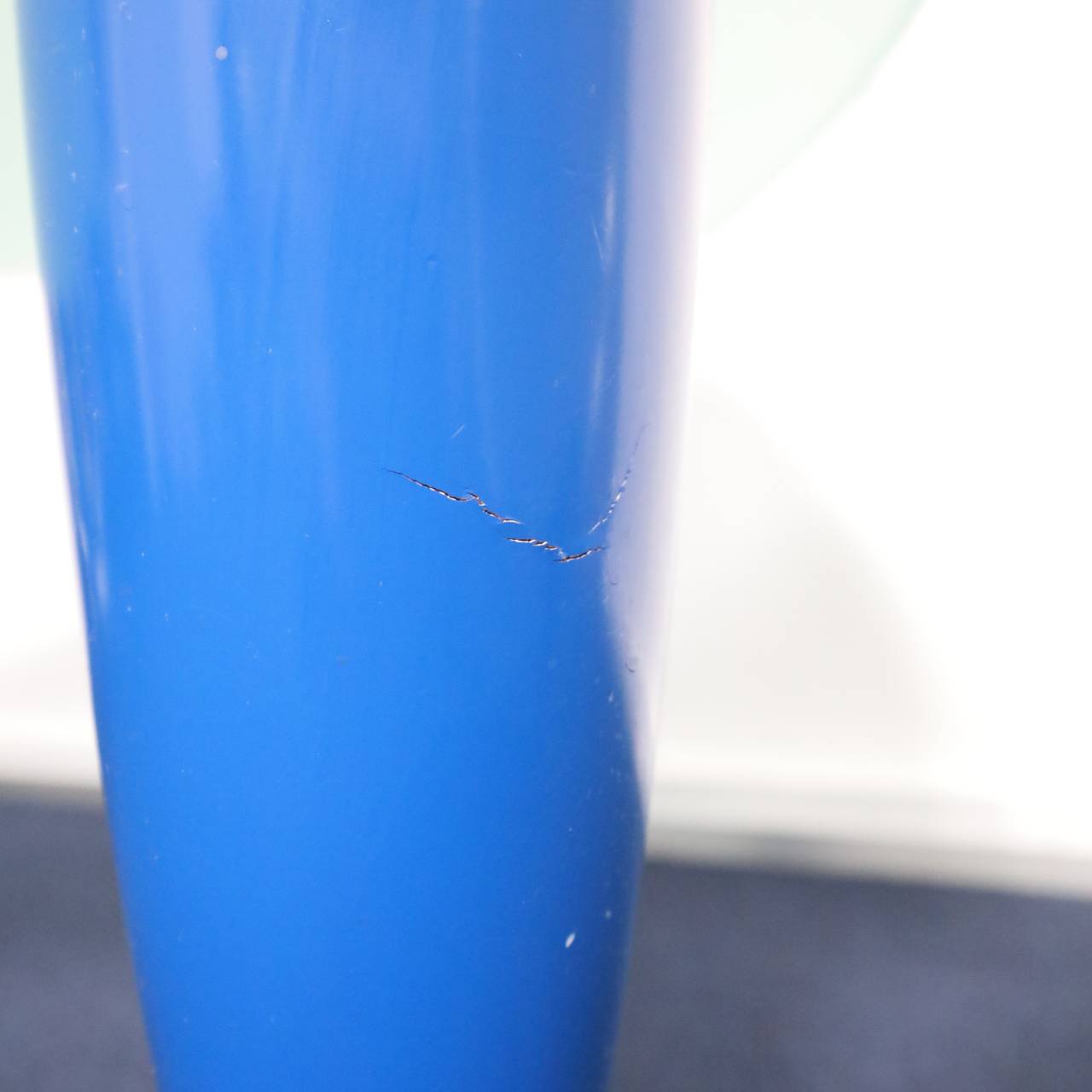 Curve Glass Center Table - 画像 (14)