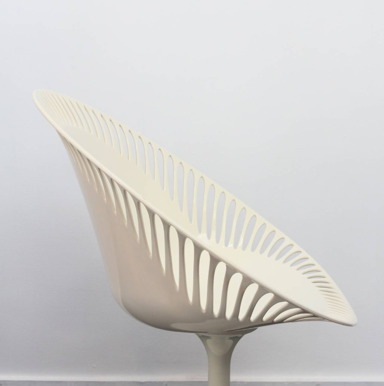 Reproduct Swivel Chair - 画像 (7)