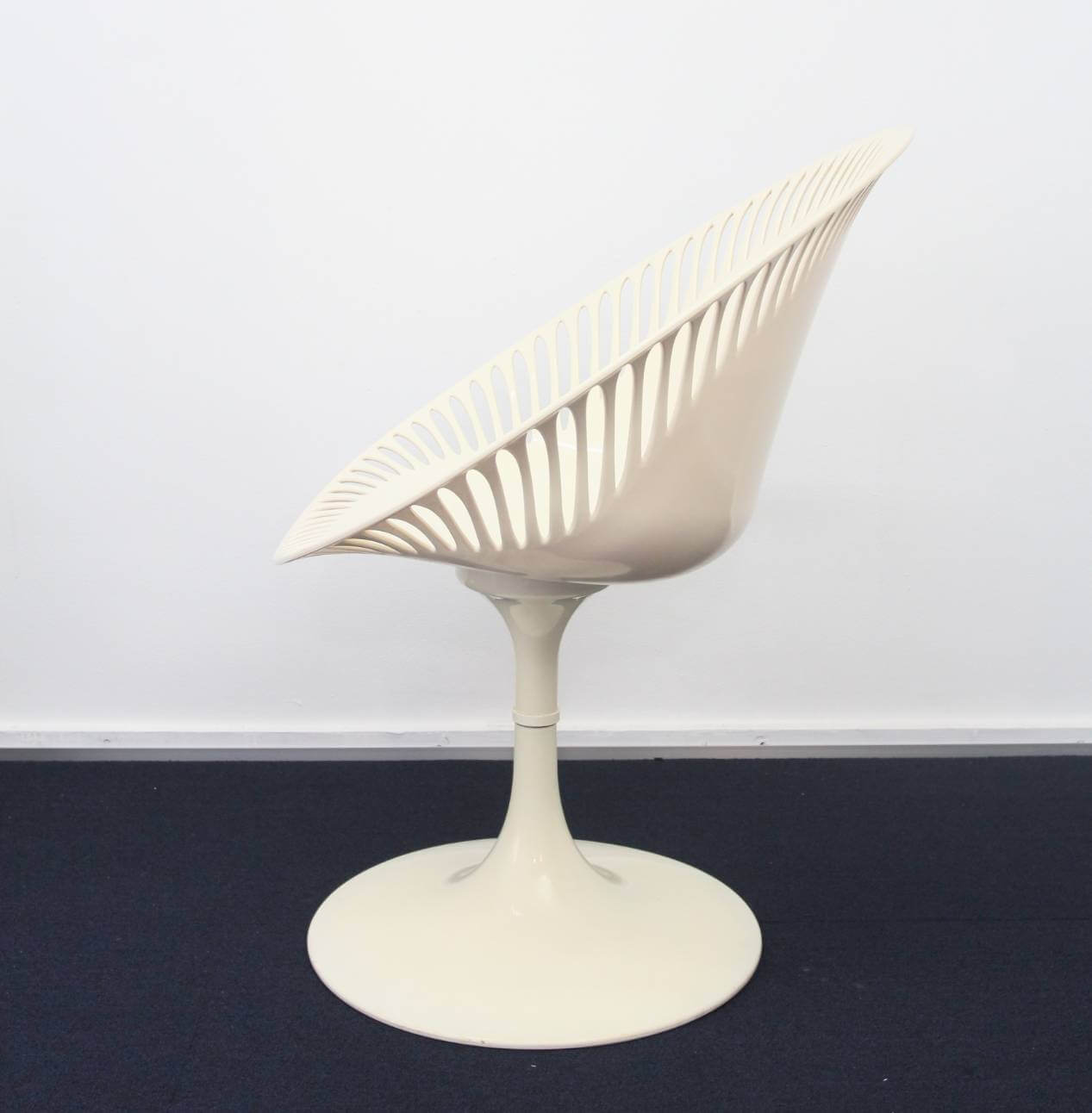 Reproduct Swivel Chair - 画像 (3)