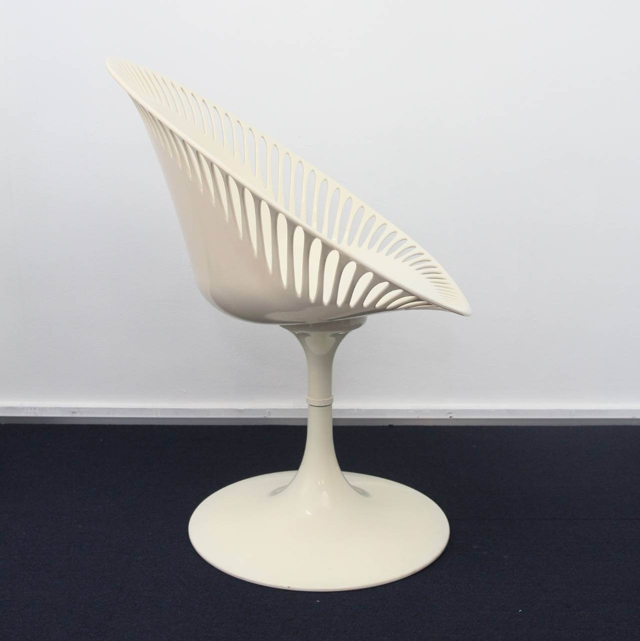Reproduct Swivel Chair - 画像 (5)