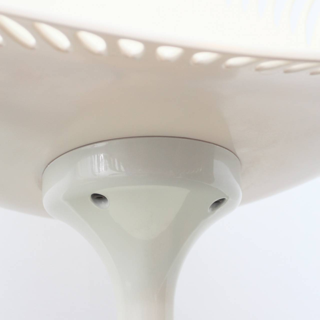 Reproduct Swivel Chair - 画像 (8)
