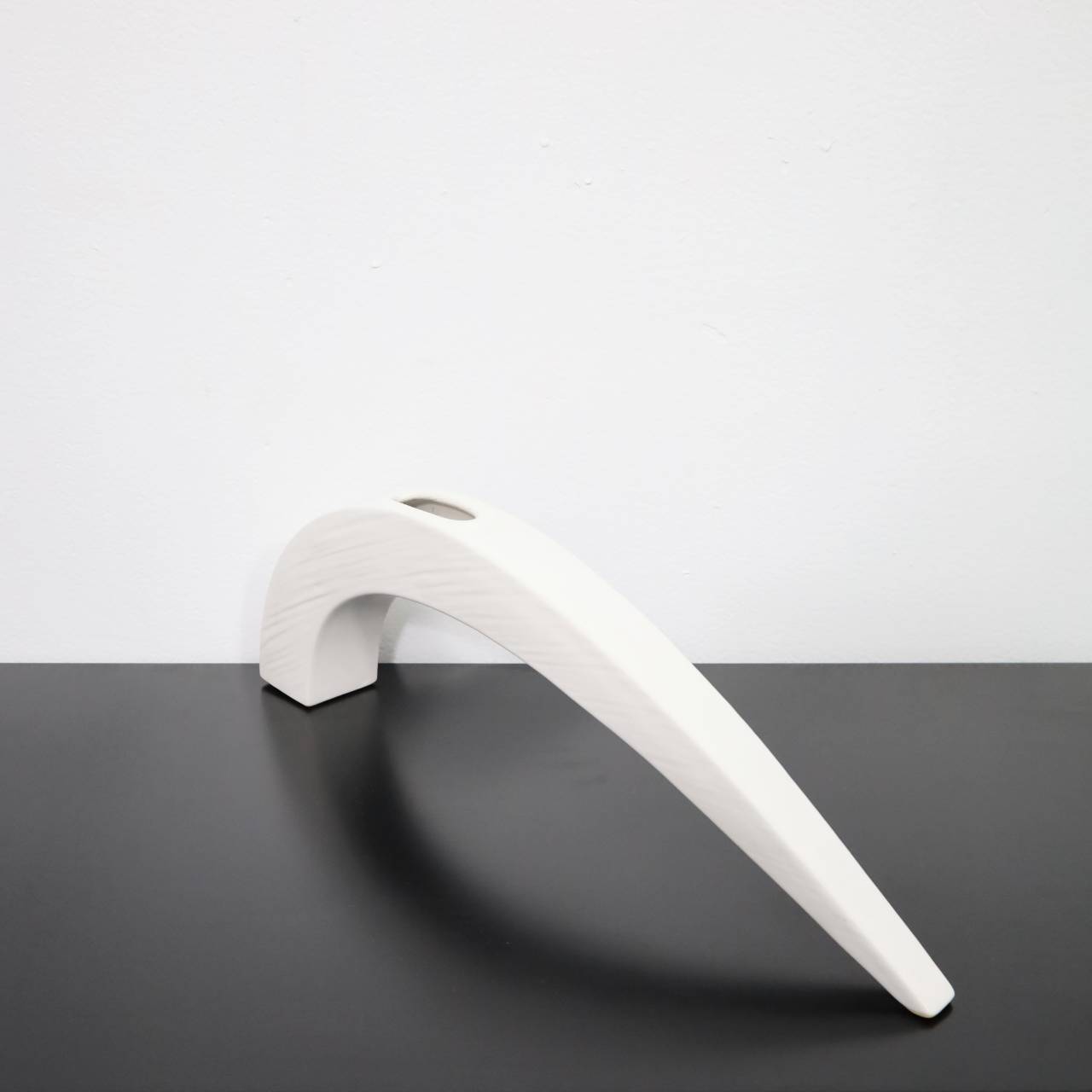 Arc Ceramic Vase - 画像 (10)