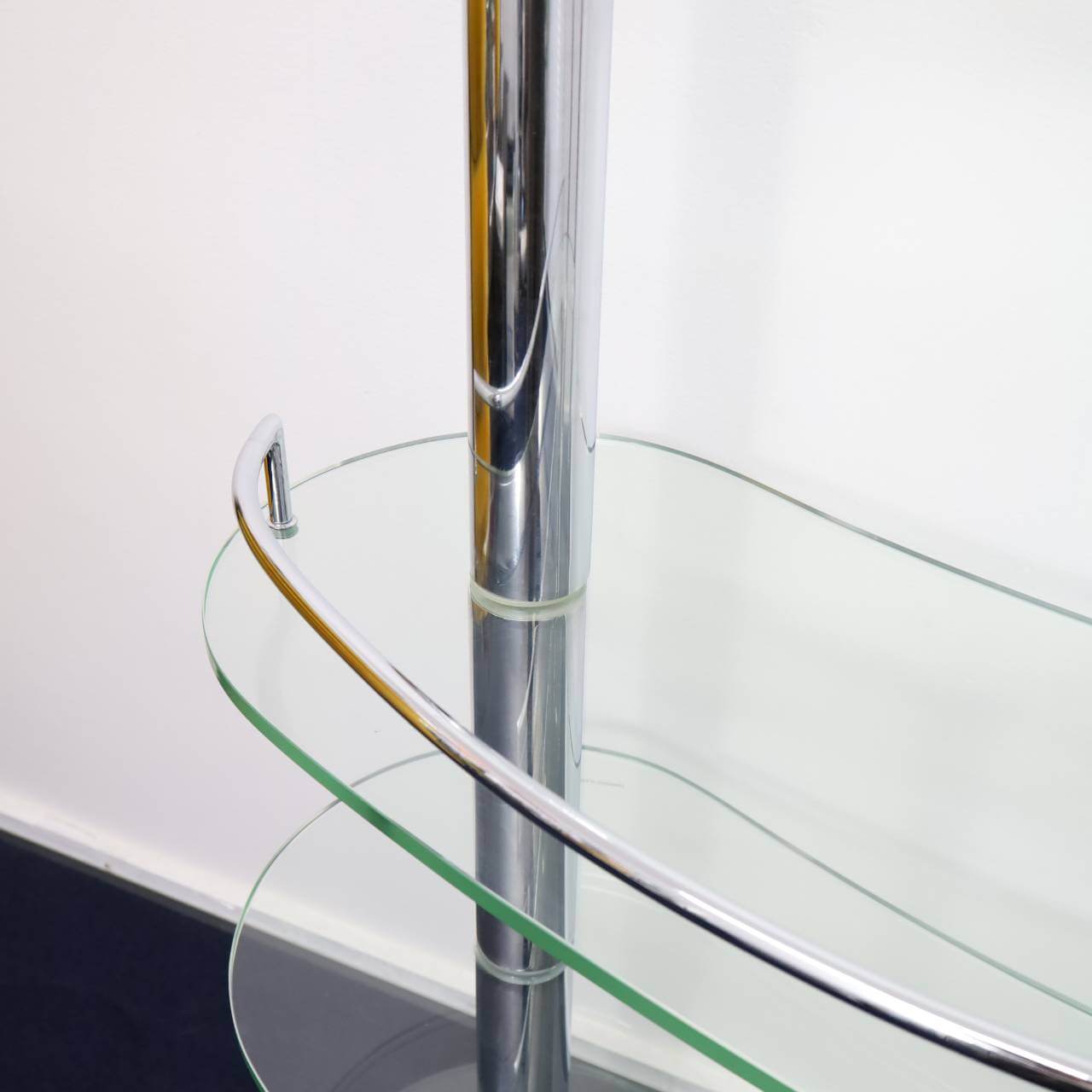 Curve Glass Counter Shelf - 画像 (7)