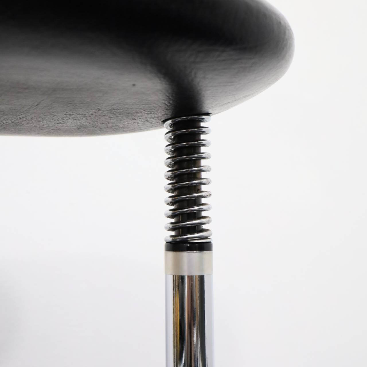 Spring Suspension High Stool - 画像 (7)