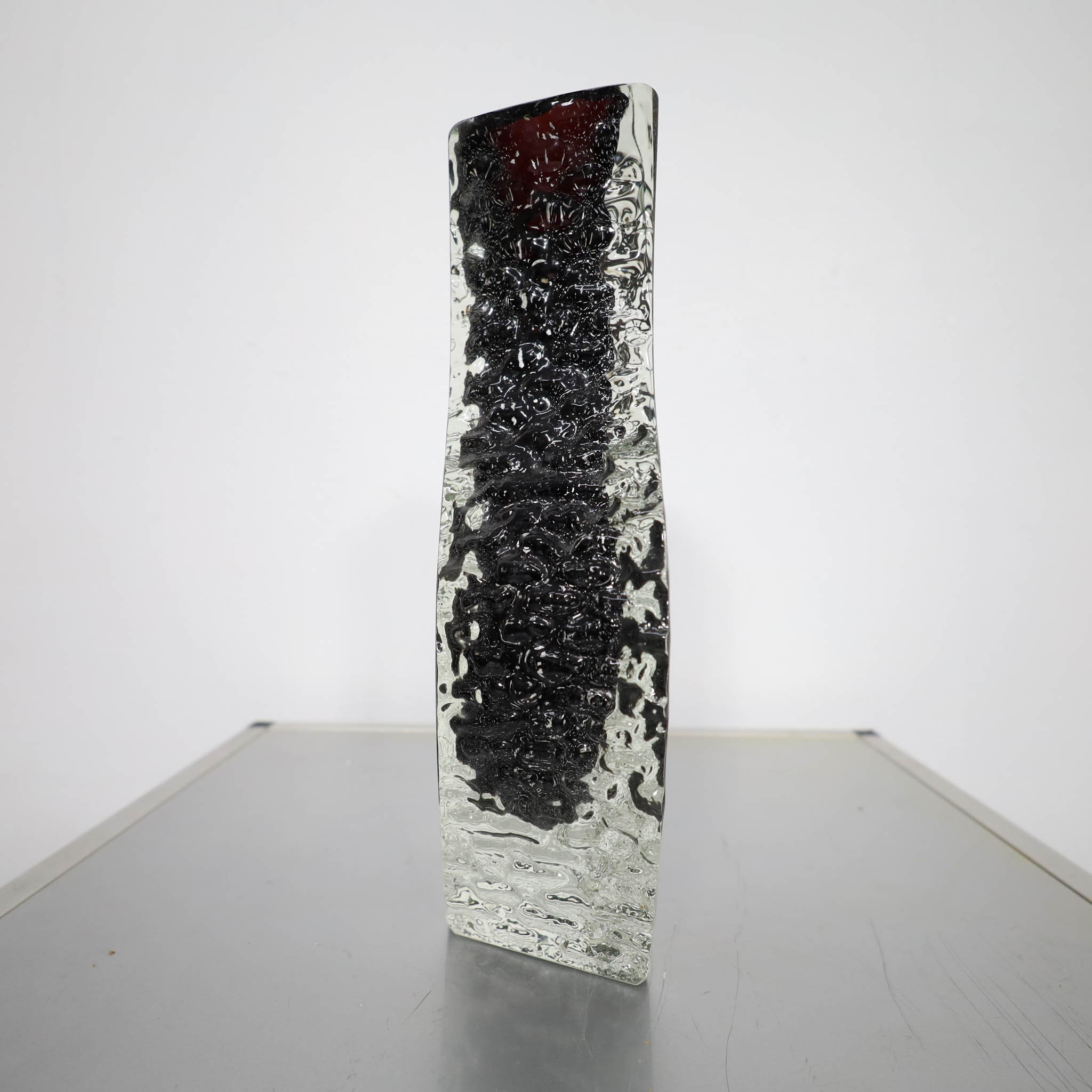 Black Core Glass Vase - 画像 (4)