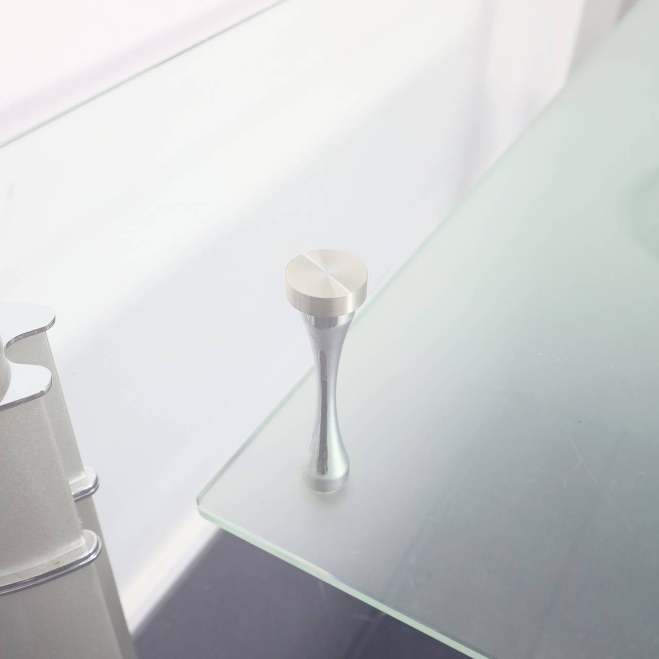 Layer Glass Dining Table - 画像 (9)